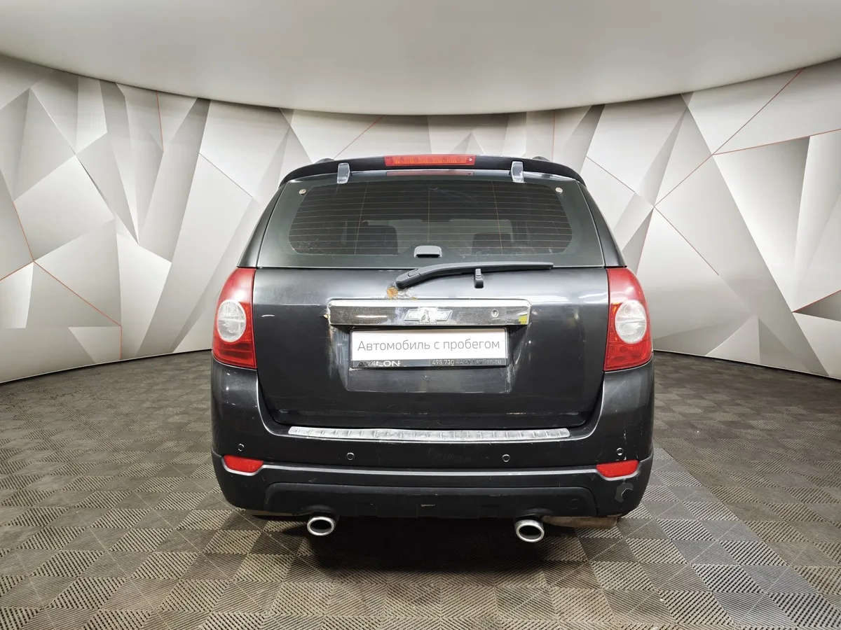 Chevrolet Captiva 2.4 AT 5 мест (136 л.с.) Черный в АВИЛОН. Слайд №8