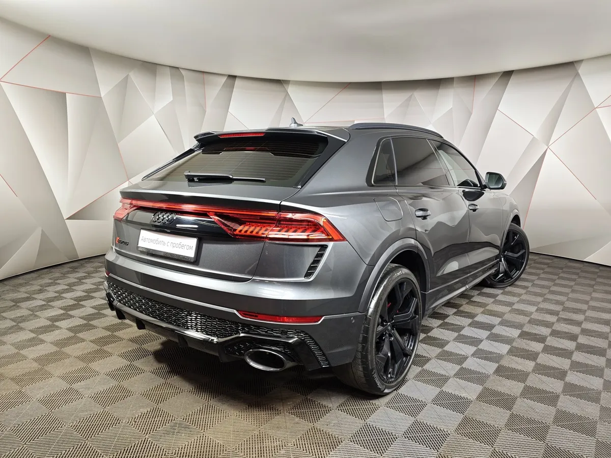 Audi RS Q8 4.0 TFSI tiptronic quattro (600 л.с.) Серебристый в АВИЛОН. Слайд №2