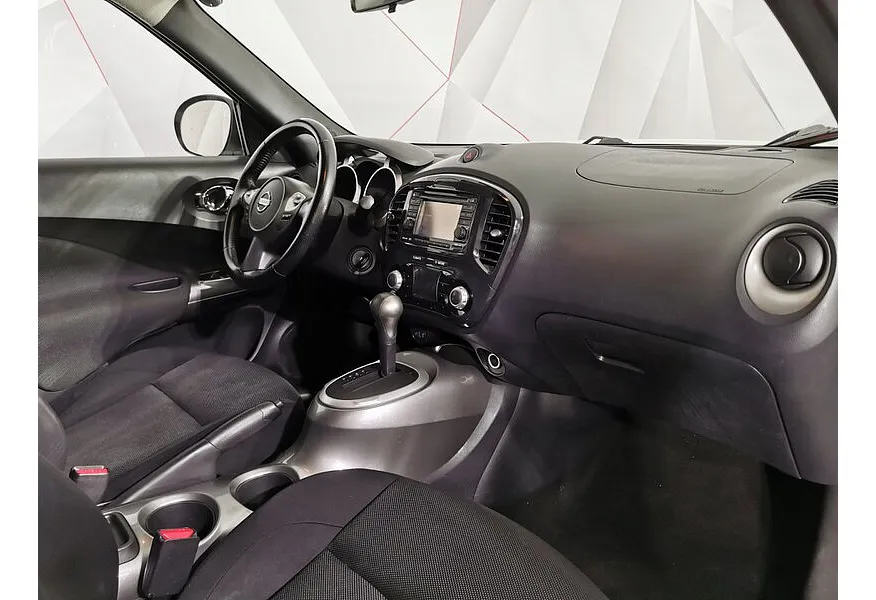 Nissan Juke 1.6 CVT (117 л.с.) Белый в АВИЛОН. Слайд №12