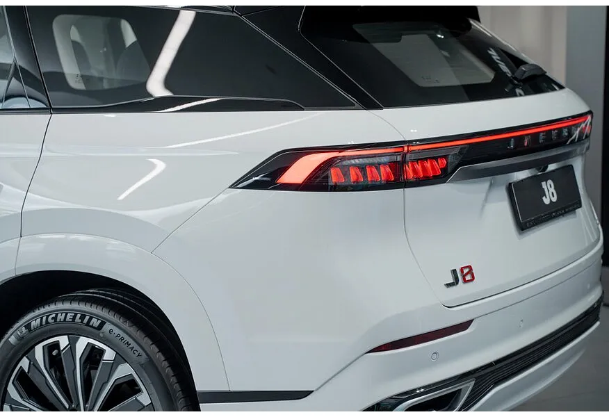 АВИЛОН - JAECOO J8 2.0 DCT 4WD (249 л.с.) Active (2 цвета) Белый - slide 7