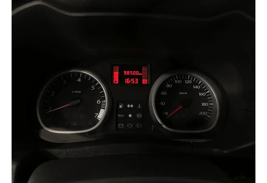 Renault Duster 1.6 MT 4x4 (105 л.с.) Бежевый в АВИЛОН. Слайд №18