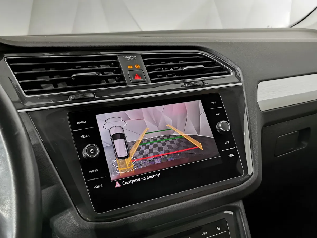 Volkswagen Tiguan 2.0 TSI 4Motion AT (180 л.с.) Status Коричневый в АВИЛОН. Слайд №21