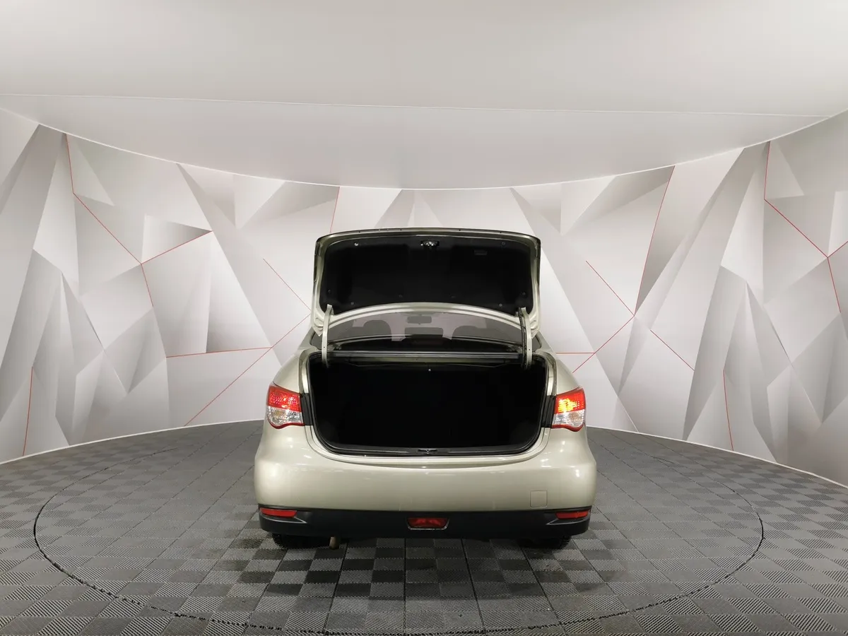 Nissan Almera 1.6 MT (102 л.с.) Бежевый в АВИЛОН. Слайд №11