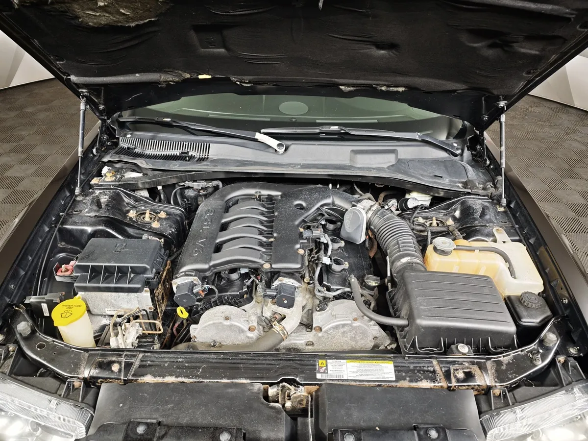 Chrysler 300C 3.5 AT (249 л.с.) Черный в АВИЛОН. Слайд №11