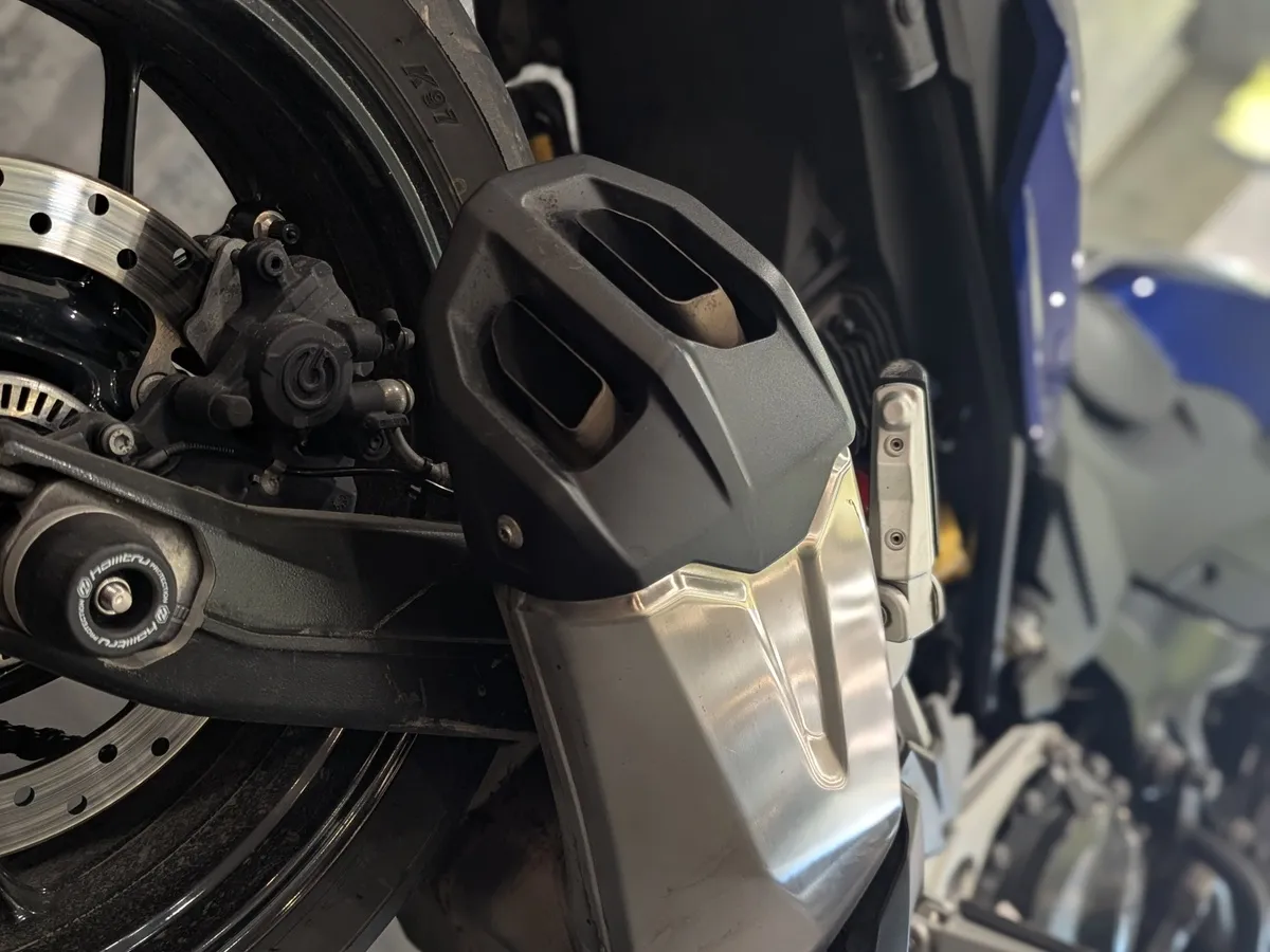 BMW Motorrad F 900 R F 900 R 895 см³ 895 Синий в АВИЛОН. Слайд №8