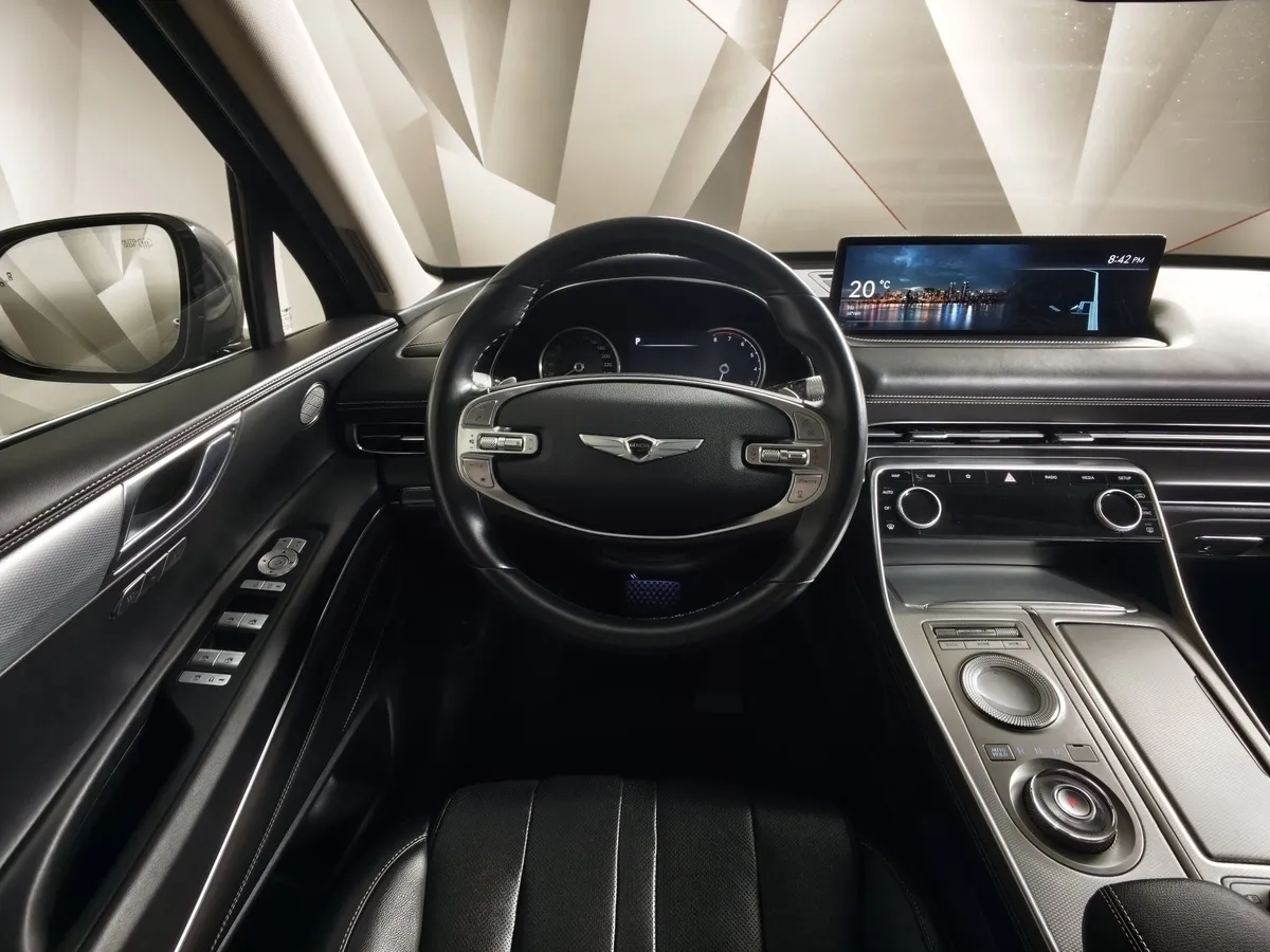 Genesis GV80 2.5 T-GDI 8AT 4WD (249 л.с.) Premium Серый в АВИЛОН. Слайд №19