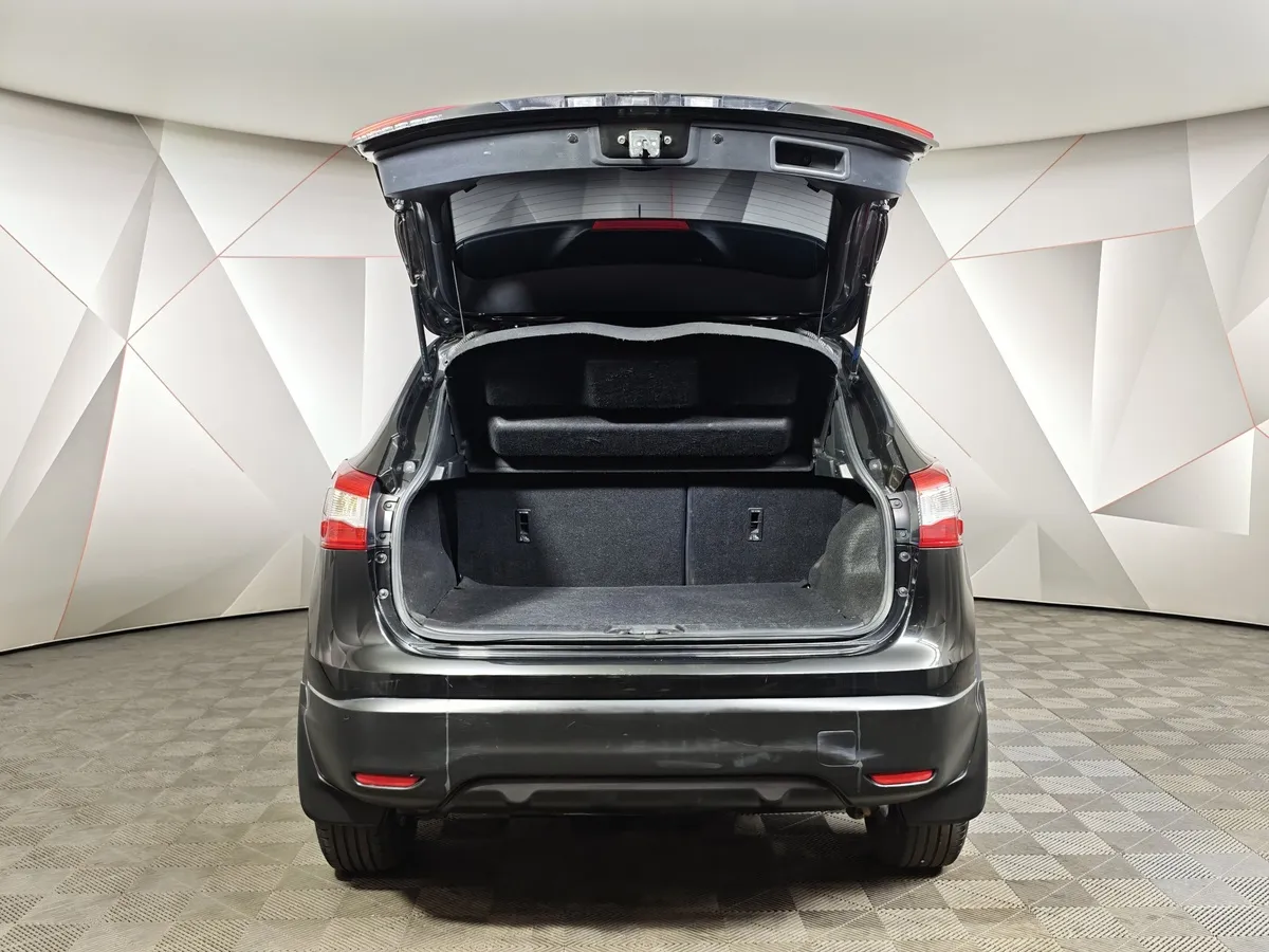 Nissan Qashqai 2.0 MT (144 л.с.) Черный в АВИЛОН. Слайд №11