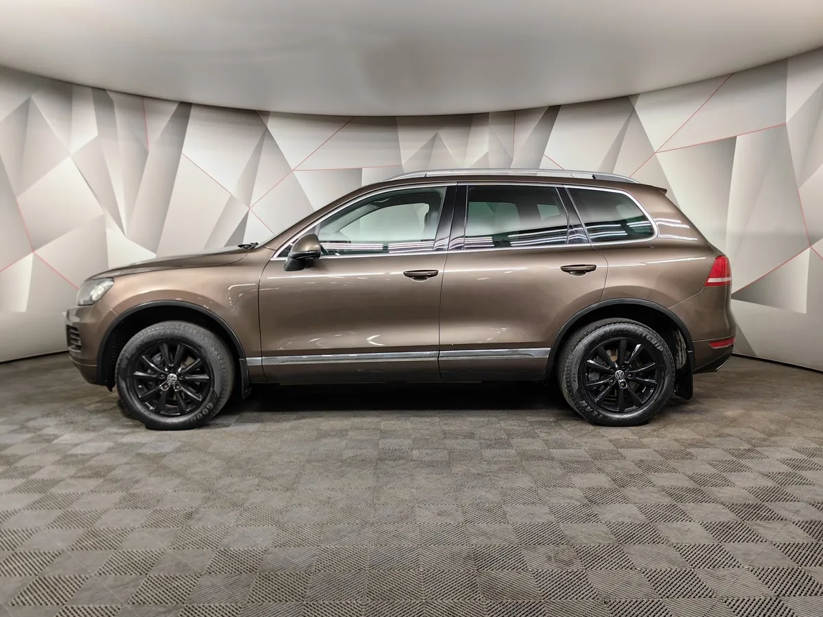 Volkswagen Touareg 3.0 TDI Tiptronic 4Motion (204 л.с.) Коричневый в АВИЛОН. Слайд №5