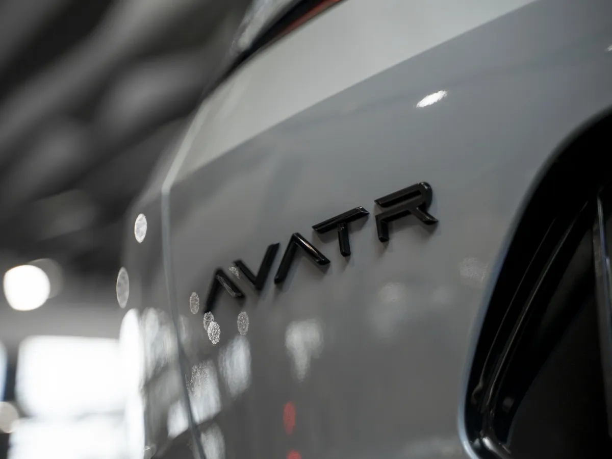 Avatr 12 AT 4WD (578 л.с.) Dual Motor Dynamic Синий в АВИЛОН. Слайд №17