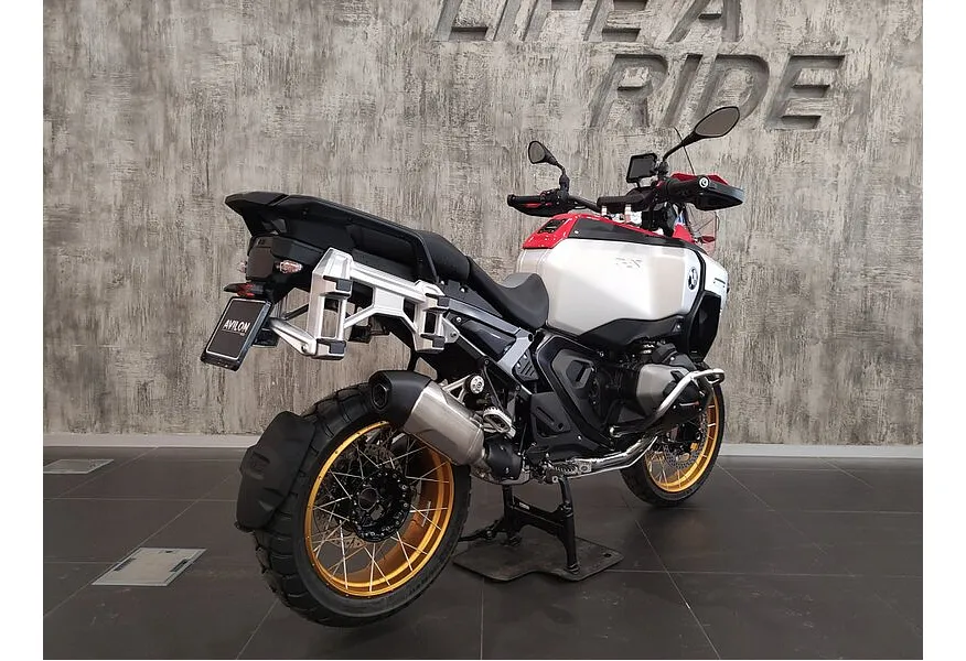 АВИЛОН - BMW Motorrad R 1300 GS Adventure R 1300 GS Adventure 1300 см³ (145) 1300 Красный - slide 5