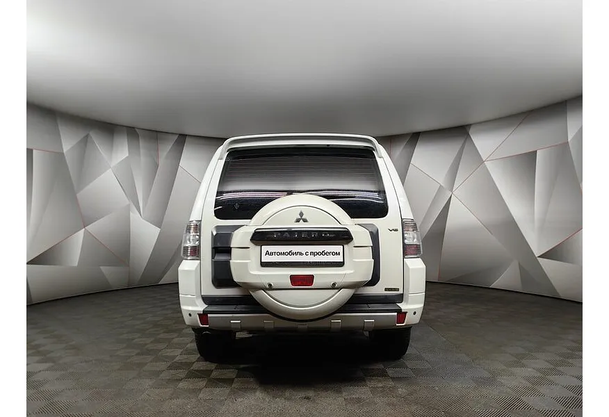 Mitsubishi Pajero 3.5 AT AWD (189 л.с.) Белый в АВИЛОН. Слайд №8 Mitsubishi Pajero 3.5 AT AWD (189 л.с.) Белый в АВИЛОН. Слайд №8
