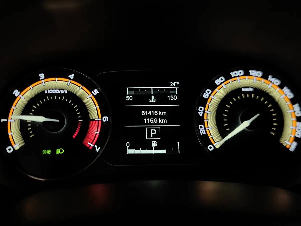 ВАЗ (Lada) Vesta 1.6 CVT (113 л.с.) Серый в АВИЛОН. Слайд №18