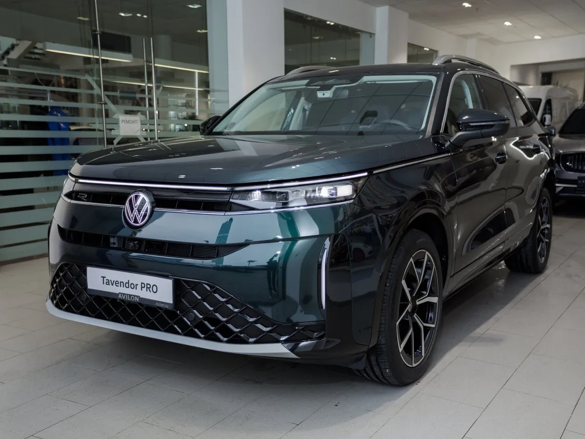 АВИЛОН - Volkswagen Tavendor 2.0 DSG 4WD (272 л.с.) Р-Лайн Тоуринг Зеленый - slide 10239828