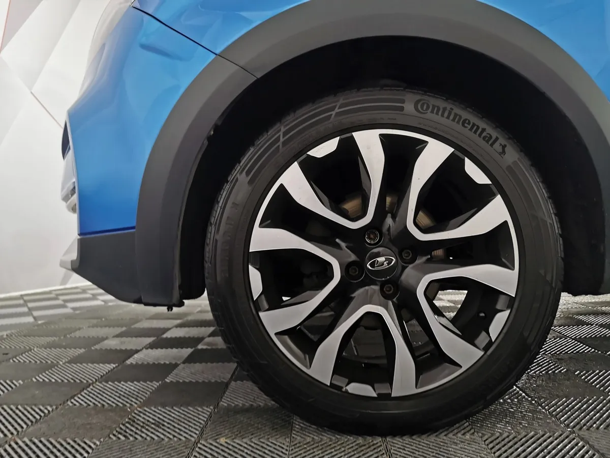 ВАЗ (Lada) XRAY Cross 1.6 CVT (113 л.с.) Синий в АВИЛОН. Слайд №9