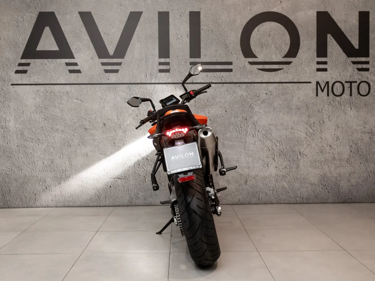 KTM 790 Duke 799 см³ (95 л.с.) 799 Оранжевый в АВИЛОН. Слайд №6 KTM 790 Duke 799 см³ (95 л.с.) 799 Оранжевый в АВИЛОН. Слайд №6