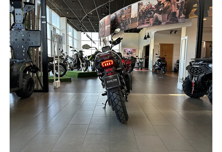 QJMOTOR SVT 650X 650 см³ (76 л.с.) 650 Белый в АВИЛОН. Слайд №6