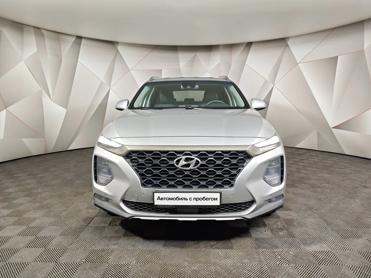 Hyundai Santa Fe 2.4 (188 л.с.) - 6AT Premier Серебристый в АВИЛОН. Слайд №7