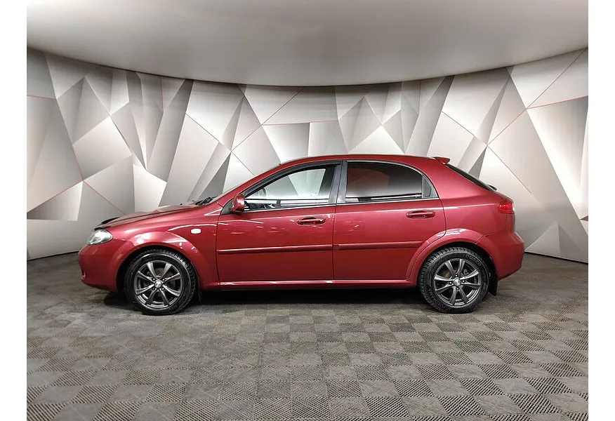 Chevrolet Lacetti 1.6 MT (109 л.с.) Красный в АВИЛОН. Слайд №5
