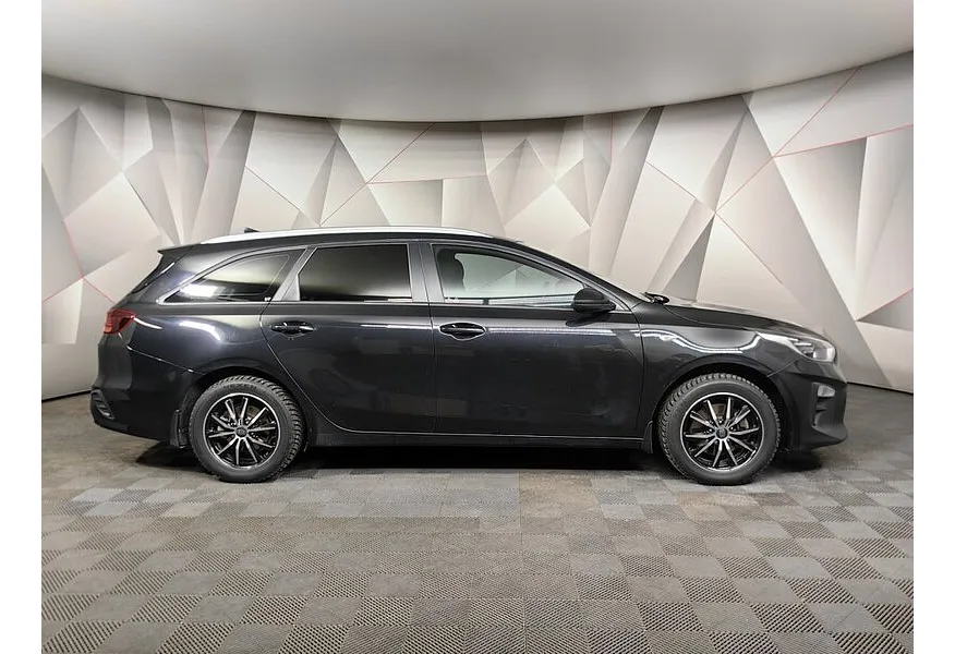 Kia Ceed 1.6 MPI AT (128 л.с.) Comfort Черный в АВИЛОН. Слайд №6