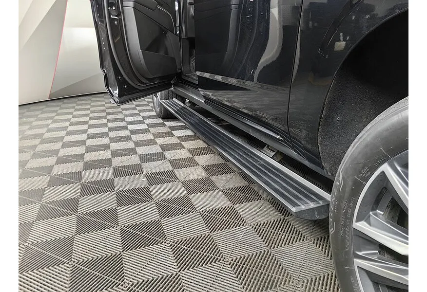 Cadillac Escalade 6.2 AT AWD (420 л.с.) Sport Platinum Черный в АВИЛОН. Слайд №32