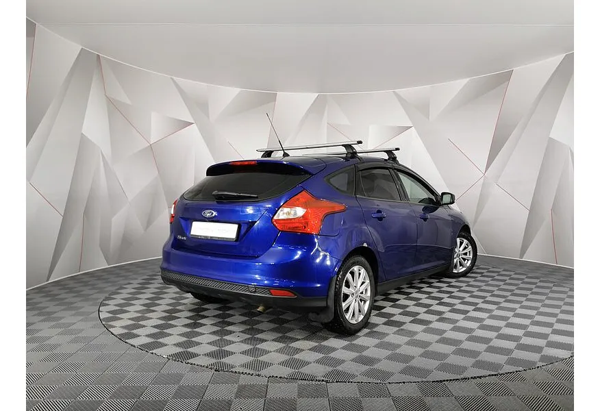 Ford Focus 1.6 Ti-VCT MT (125 л.с.) Titanium Синий в АВИЛОН. Слайд №2 Ford Focus 1.6 Ti-VCT MT (125 л.с.) Titanium Синий в АВИЛОН. Слайд №2