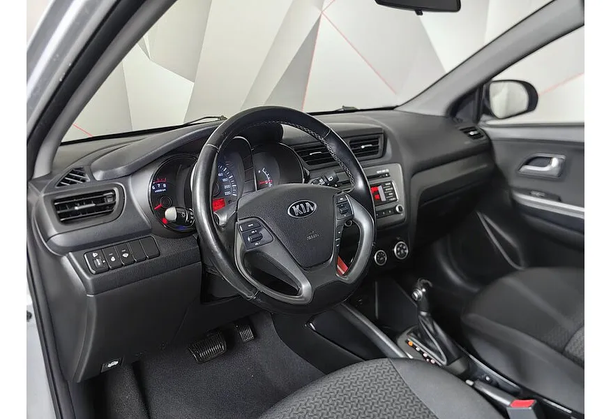 Kia Rio 1.6 AT (123 л.с.) Luxe Серебристый в АВИЛОН. Слайд №19