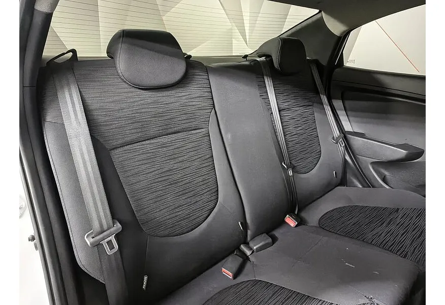 АВИЛОН - Hyundai Solaris 1.4 AT (100 л.с.) Active Plus Белый - slide 11