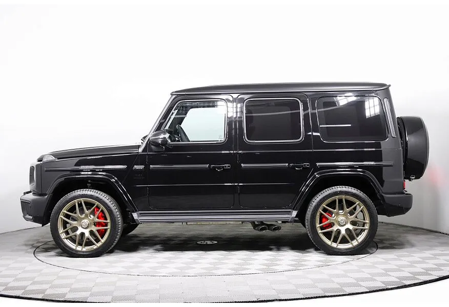 Mercedes-Benz G-Класс G 63 AMG Speedshift 4Matic (585 л.с.) Черный в АВИЛОН. Слайд №2
