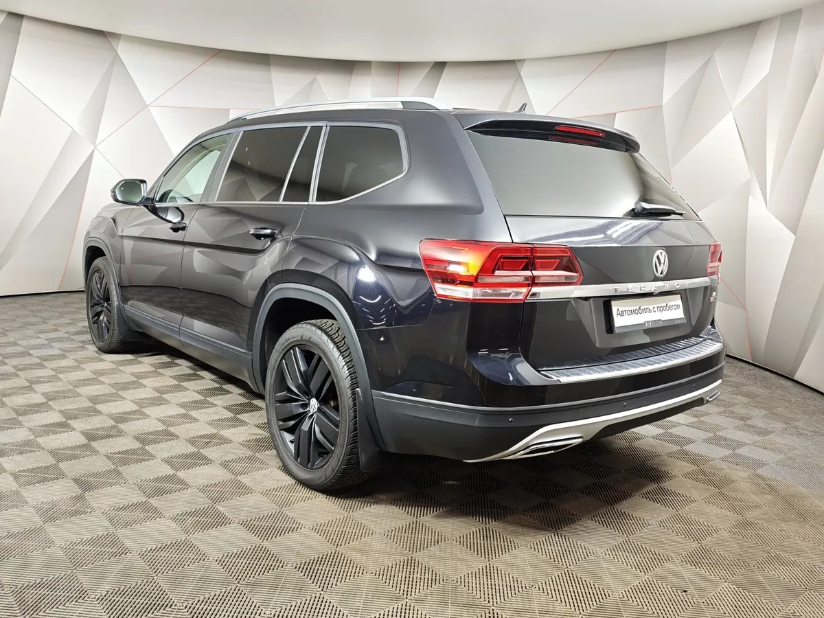 Volkswagen Teramont 3.6 V6 AT 4Motion (249 л.с.) Respect Черный в АВИЛОН. Слайд №4