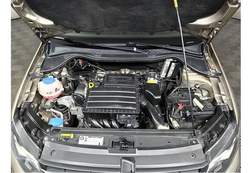 Volkswagen Polo 1.6 Tiptronic (105 л.с.) Trendline Бежевый в АВИЛОН. Слайд №11