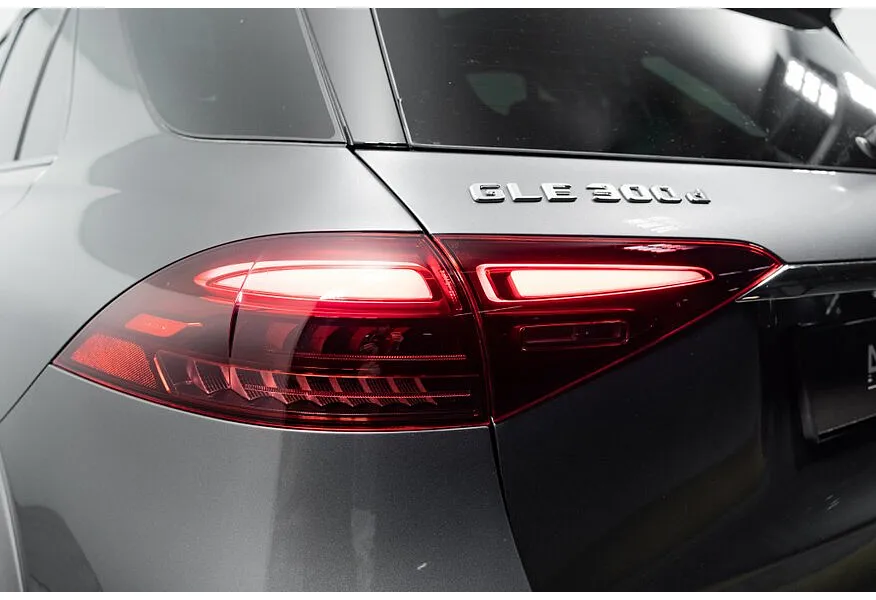 LIVE. Слайд №17