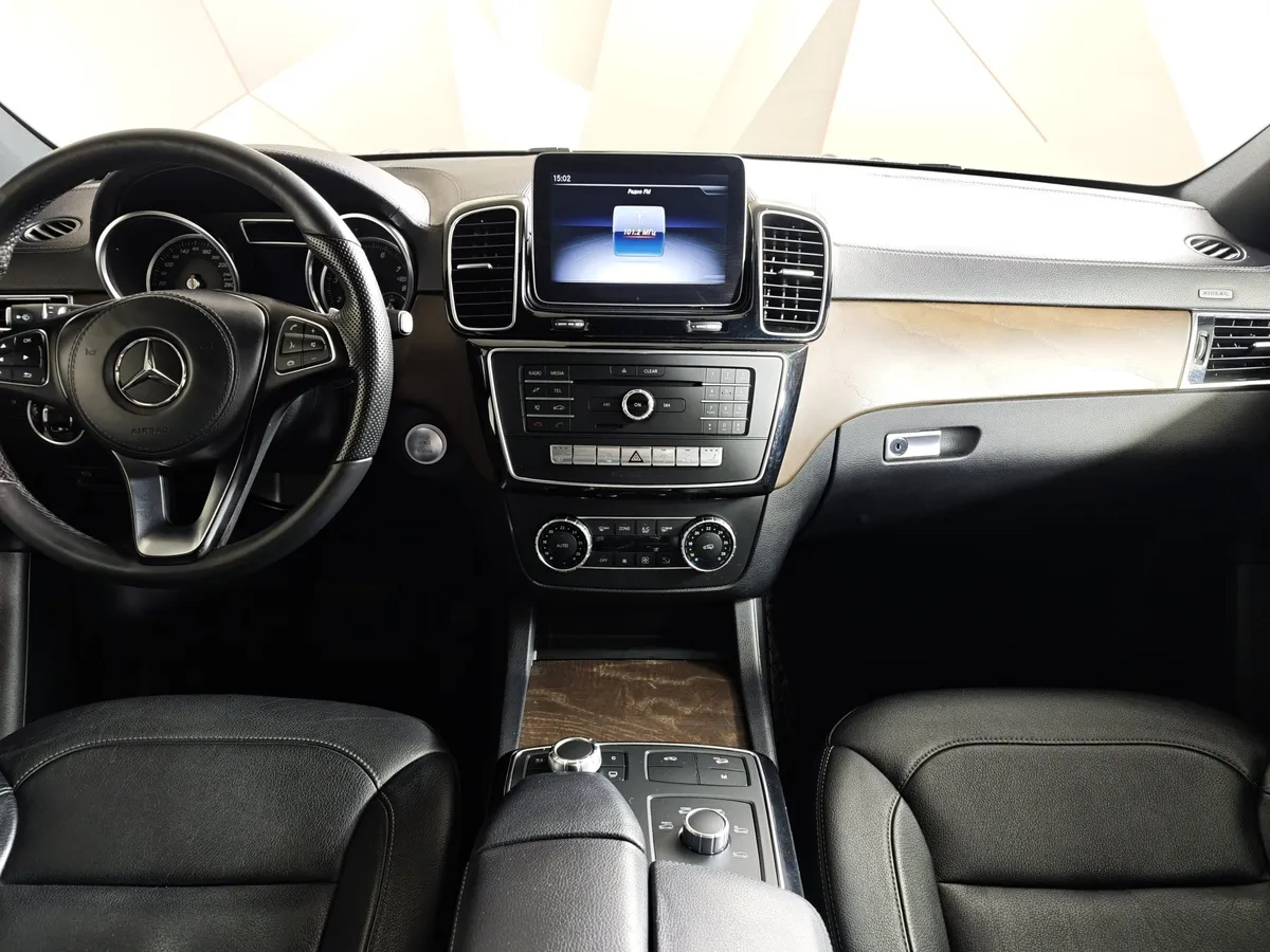 Mercedes-Benz GLS 400 4MATIC 9G-TRONIC (333 л.с.) Особая серия Черный в АВИЛОН. Слайд №15