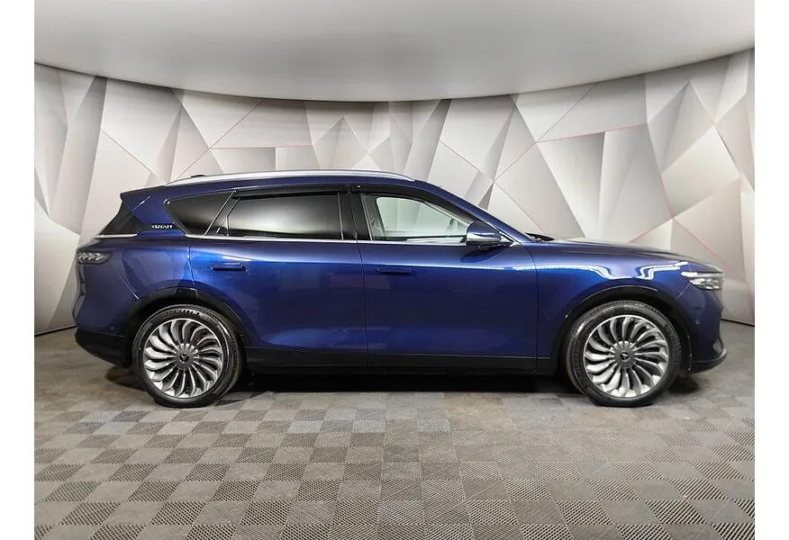 Voyah Free EVR 1.5 AT AWD (489 л.с.) Sport Edition Синий в АВИЛОН. Слайд №6