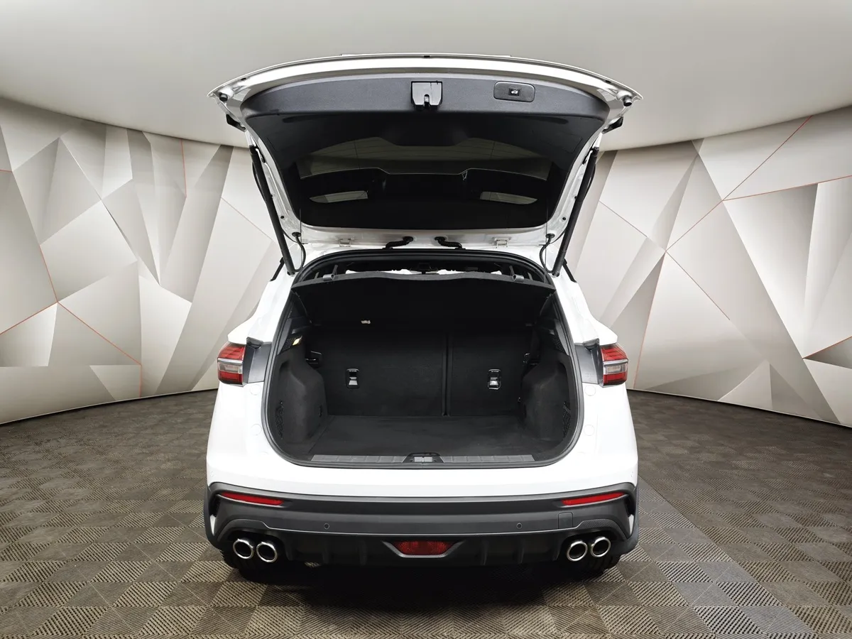 Geely Coolray 1.5T 7DCT 2WD (150 л.с.) Flagship Sport Белый в АВИЛОН. Слайд №12