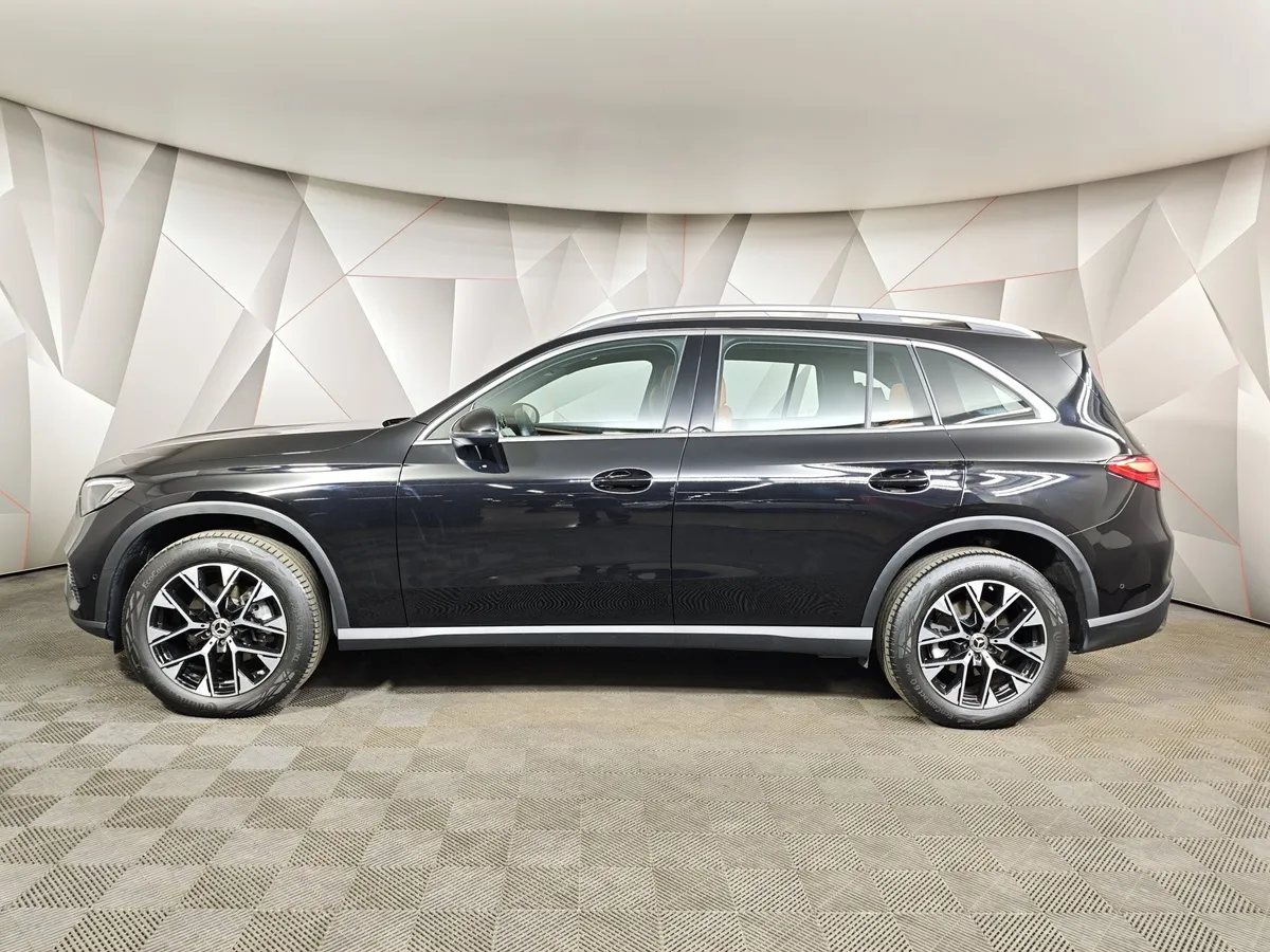 Mercedes-Benz GLC 260 L 9G-TRONIC 4MATIC (204 л.с.) Luxury Черный в АВИЛОН. Слайд №5