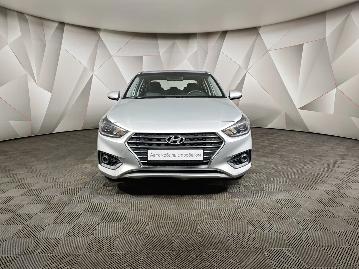 Hyundai Solaris 1.6 AT (123 л.с.) Elegance Серебристый в АВИЛОН. Слайд №7