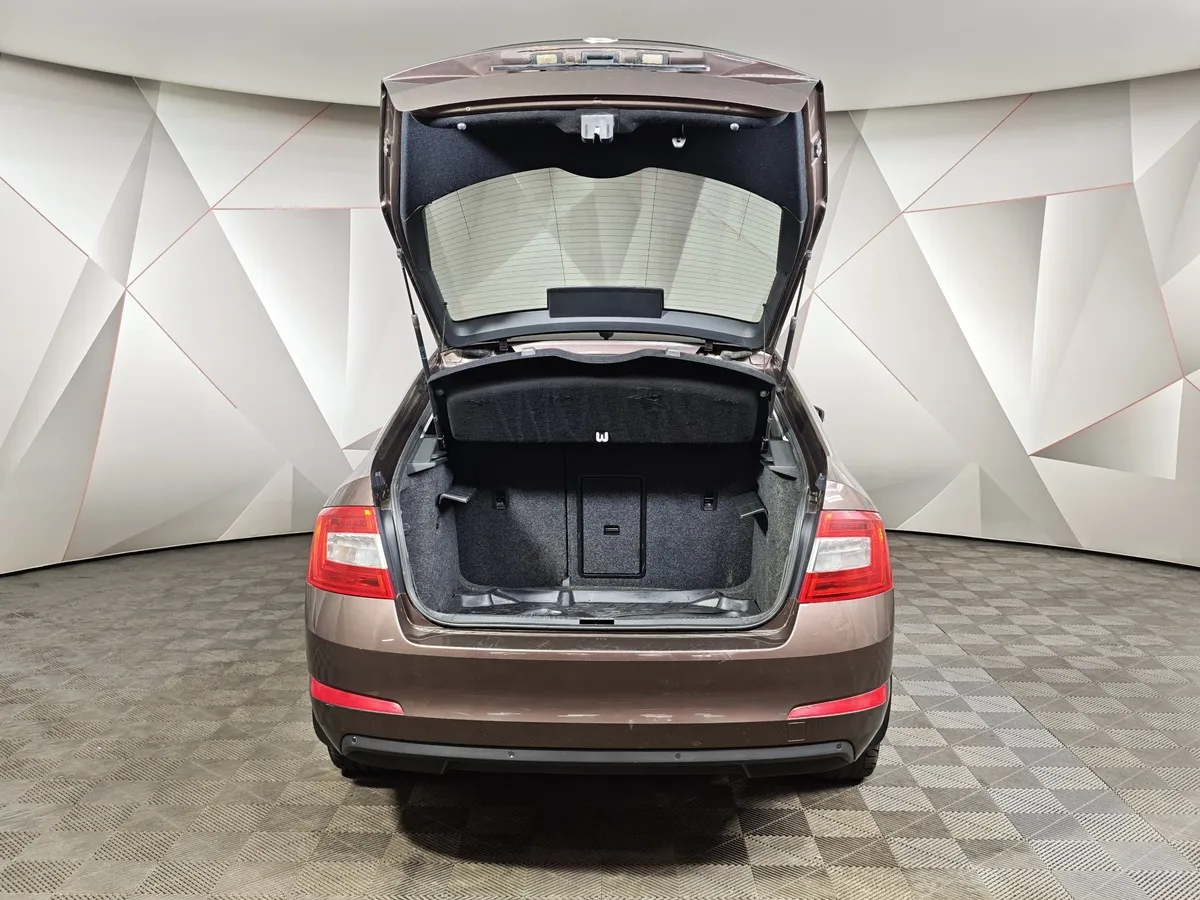 Skoda Octavia 1.8 TSI DSG (180 л.с.) Коричневый в АВИЛОН. Слайд №11