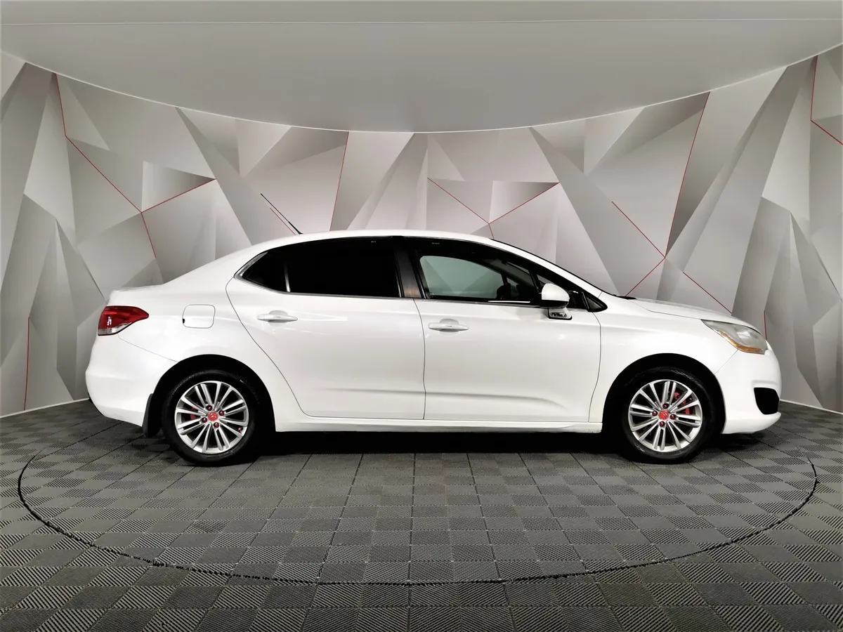 Citroen C4 1.6 THP AT (150 л.с.) Белый в АВИЛОН. Слайд №6