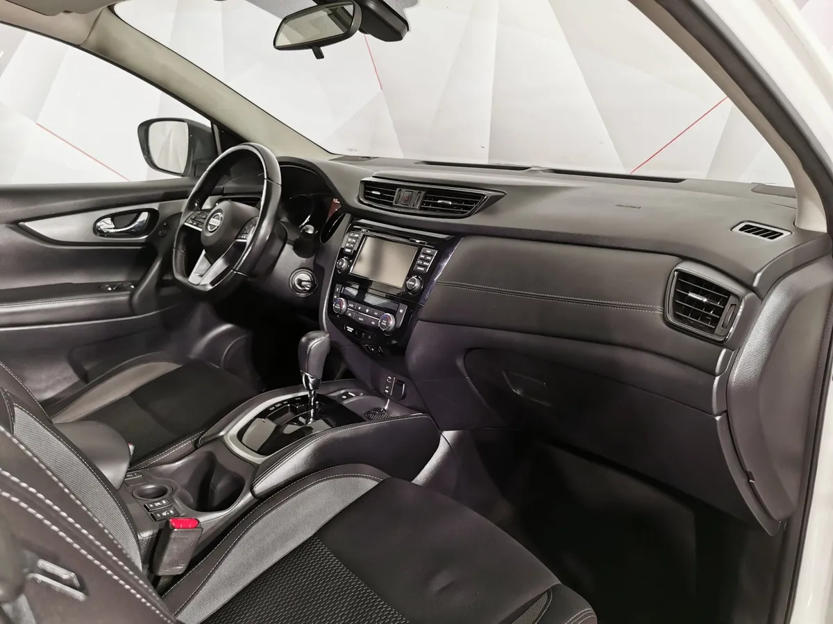 Nissan Qashqai 2.0 CVT (144 л.с.) Белый в АВИЛОН. Слайд №12
