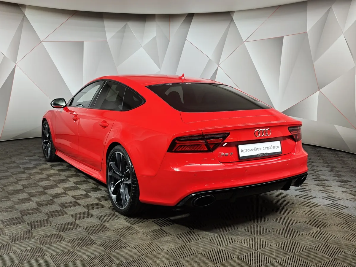 Audi RS 7 4.0 TFSI Tiptronic quattro (600 л.с.) Красный в АВИЛОН. Слайд №4