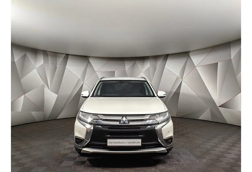 Mitsubishi Outlander 2.4 CVT 4WD (167 л.с.) Белый в АВИЛОН. Слайд №7
