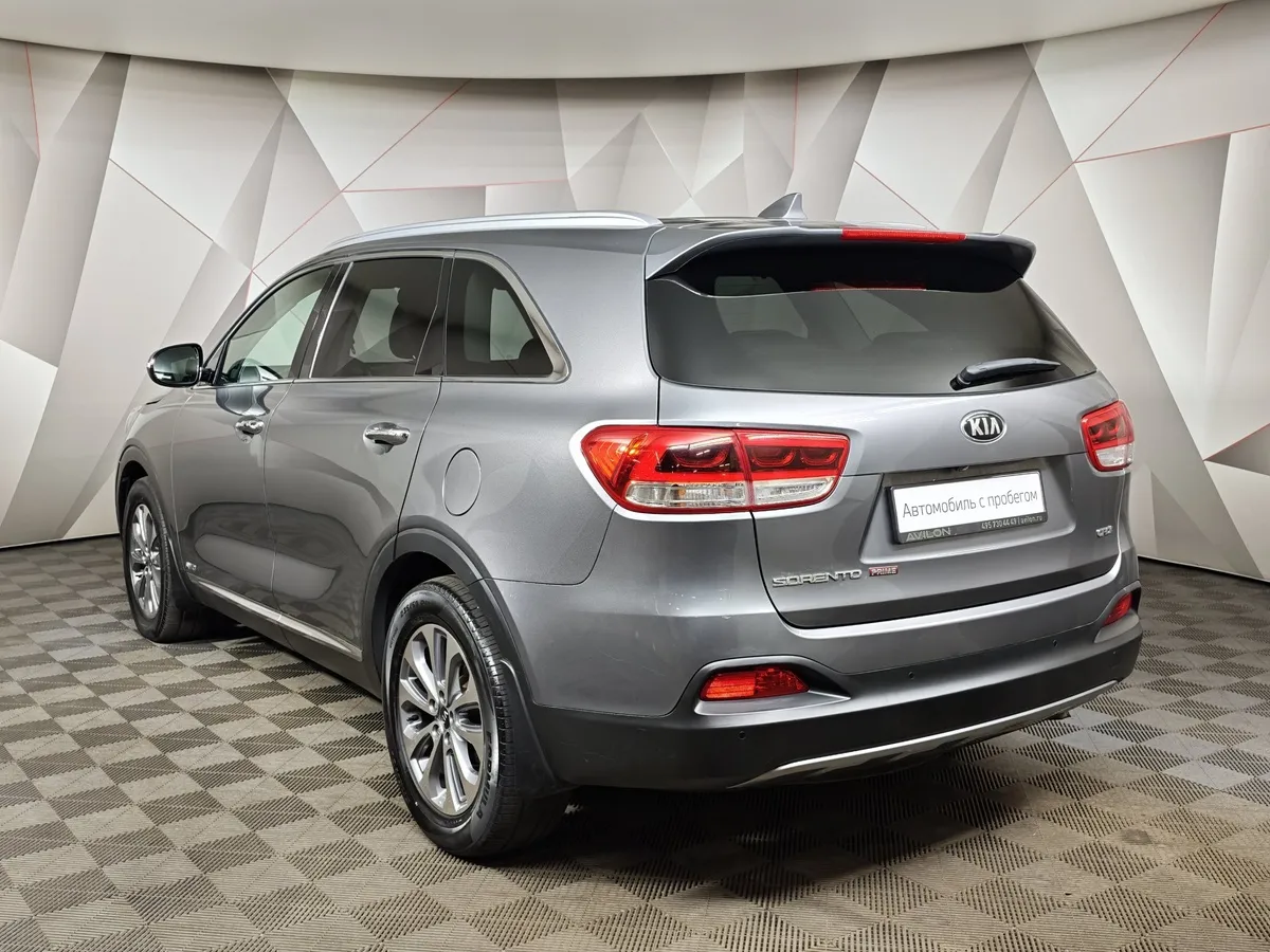 Kia Sorento 2.2 CRDi AT AWD (200 л.с.) Серый в АВИЛОН. Слайд №4