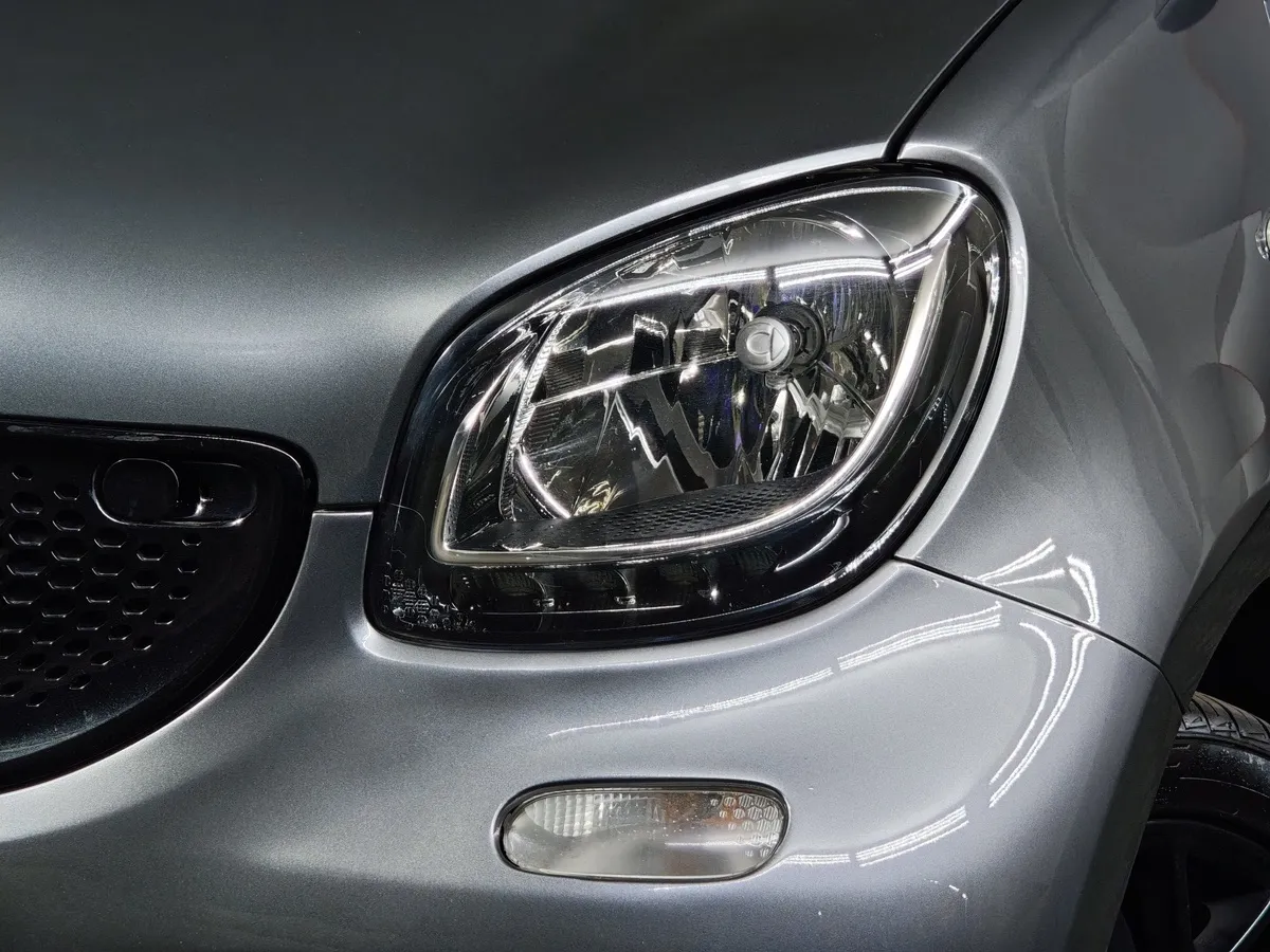 Smart Forfour 0.9 T AMT twinamic (90 л.с.) Серый в АВИЛОН. Слайд №10