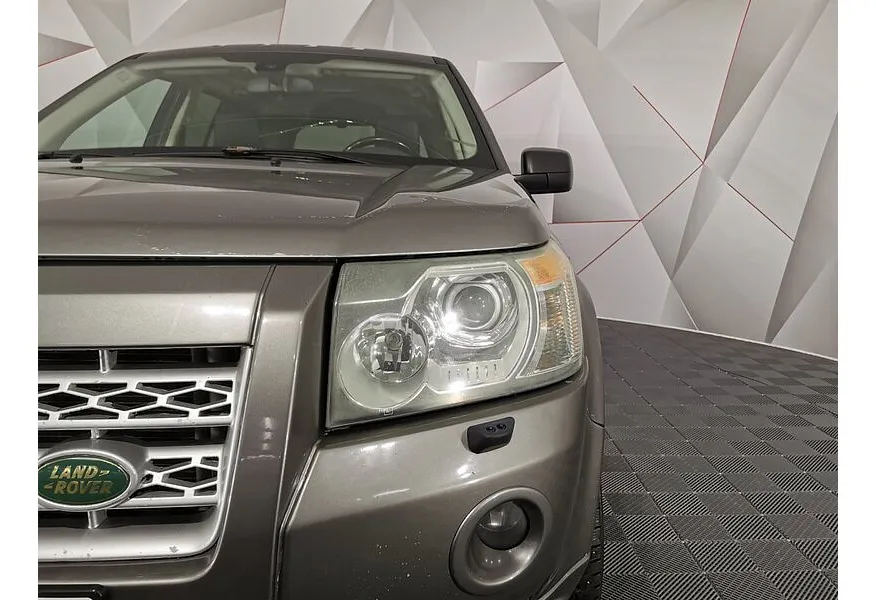 Land Rover Freelander 2.2 TD4 AT (150 л.с.) S Серый в АВИЛОН. Слайд №10