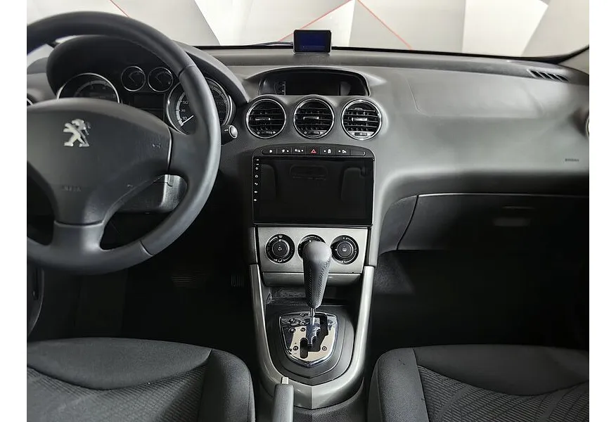 Peugeot 308 1.6 AT (120 л.с.) Красный в АВИЛОН. Слайд №14