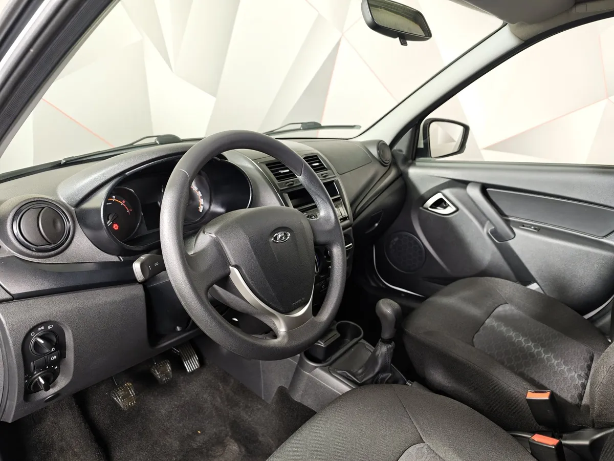 ВАЗ (Lada) Granta 1.6 MT 8кл (87 л.с.) Белый в АВИЛОН. Слайд №19