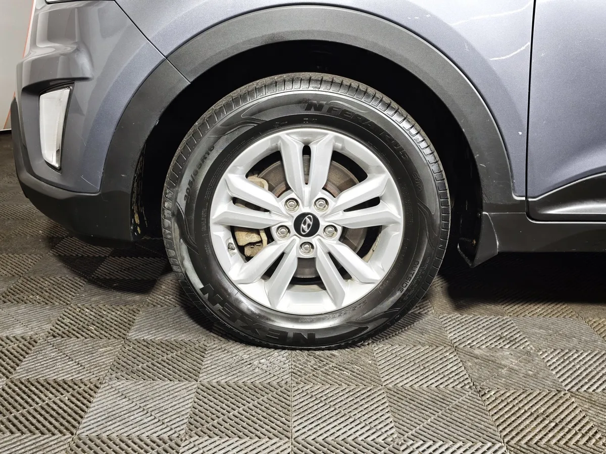 Hyundai Creta 2.0 AT (149 л.с.) Comfort Серый в АВИЛОН. Слайд №9