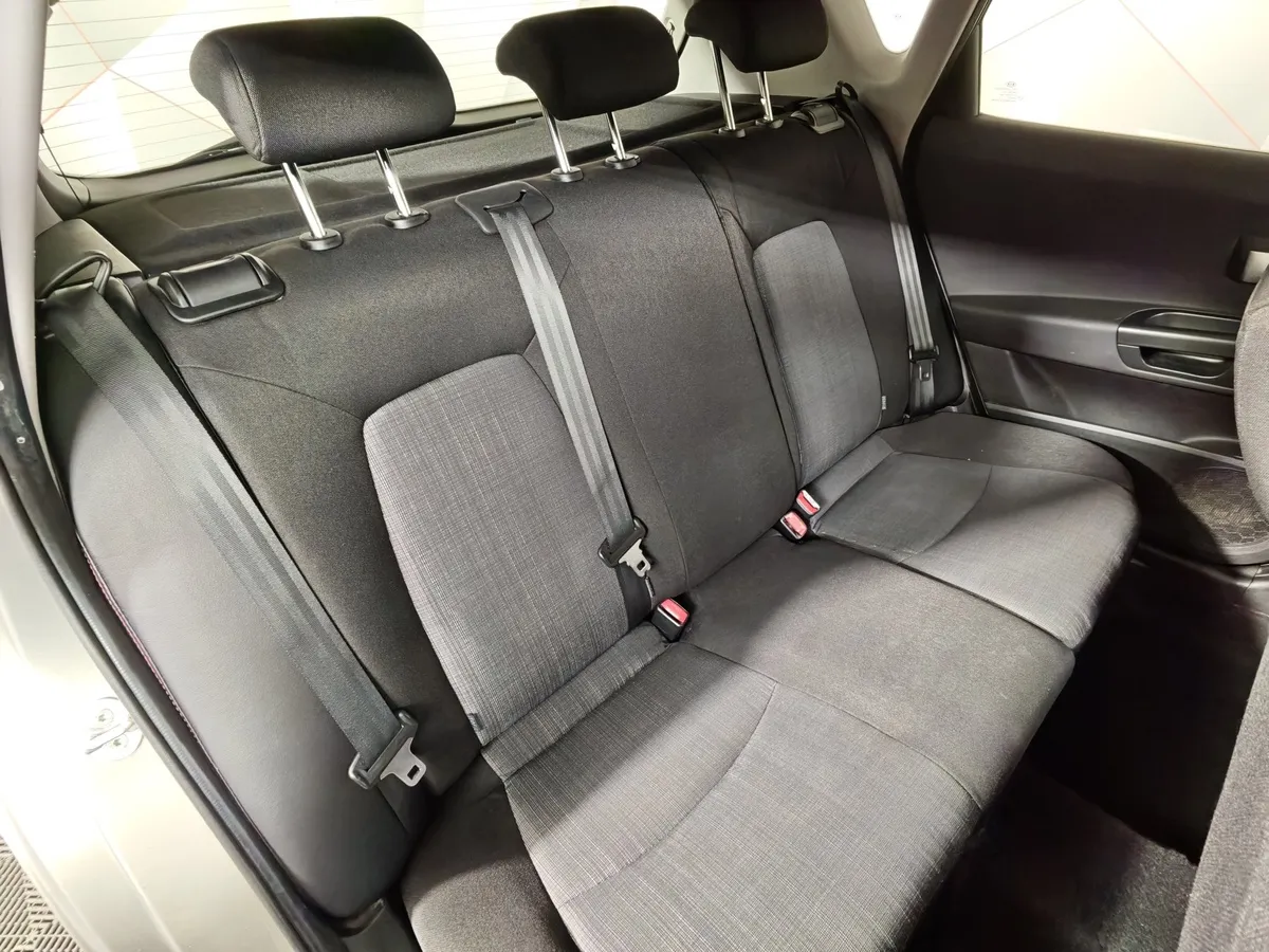 Kia Ceed 1.6 AT (122 л.с.) Люкс Серебристый в АВИЛОН. Слайд №17