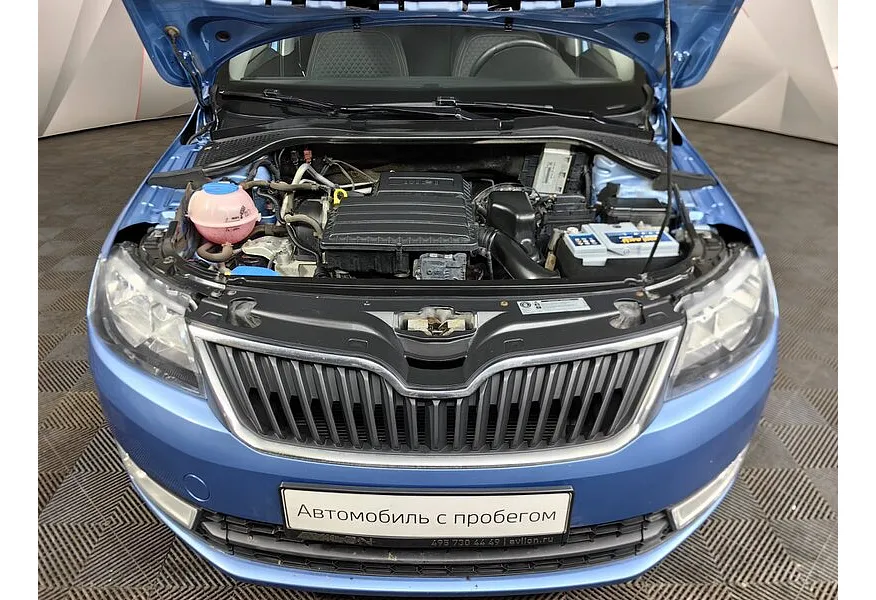 Skoda Rapid 1.6 AT (110 л.с.) Синий в АВИЛОН. Слайд №16