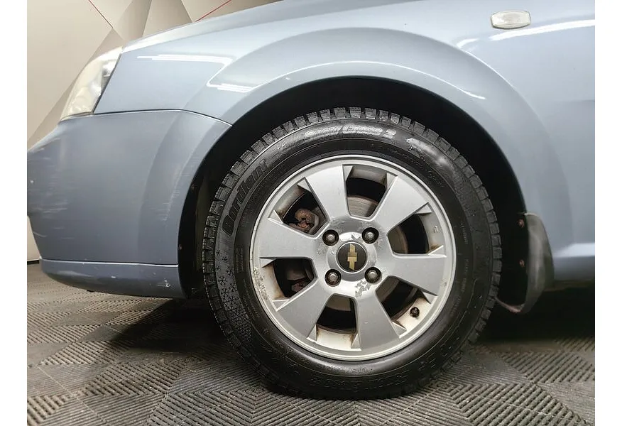 Chevrolet Lacetti 1.6 MT (109 л.с.) Голубой в АВИЛОН. Слайд №9